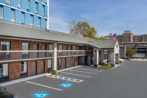 Exterior view - Econo Lodge Downtown Augusta