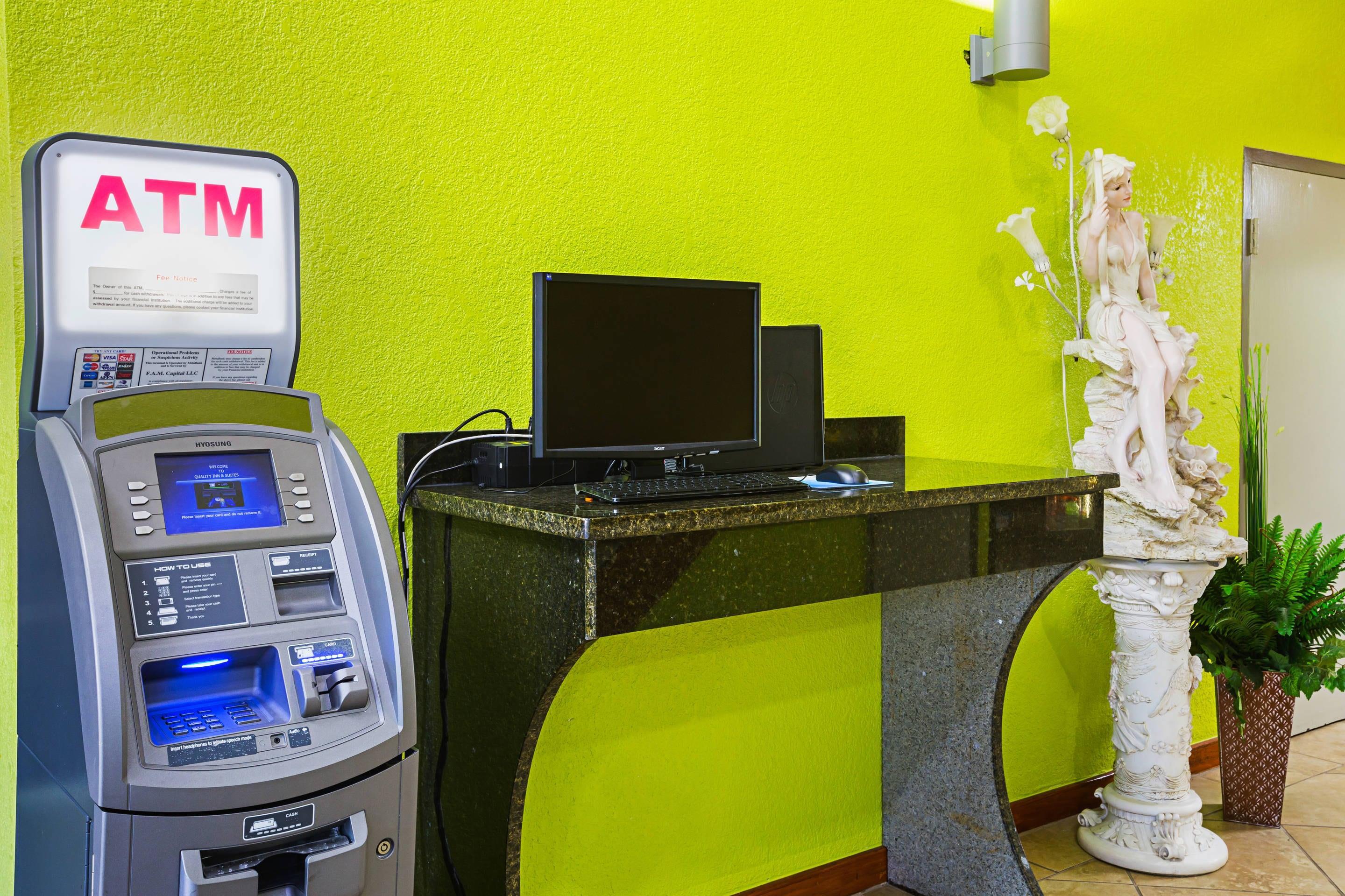 Business center | Quality Inn & Suites near Six Flags East