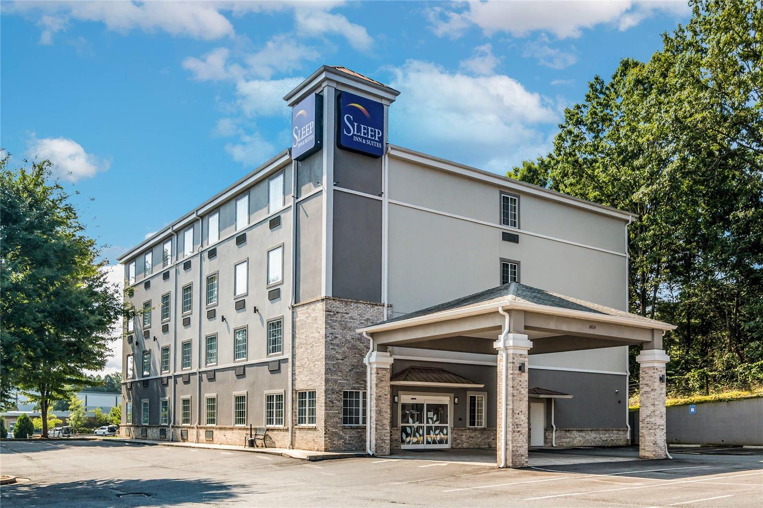 Sleep Inn & Suites