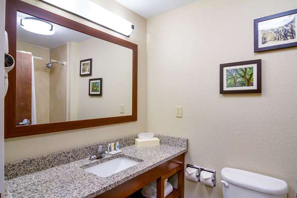  - Comfort Inn Blackshear