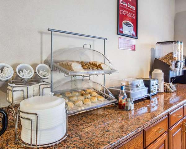 Amenities - Econo Lodge Brunswick - I-95, Exit 29