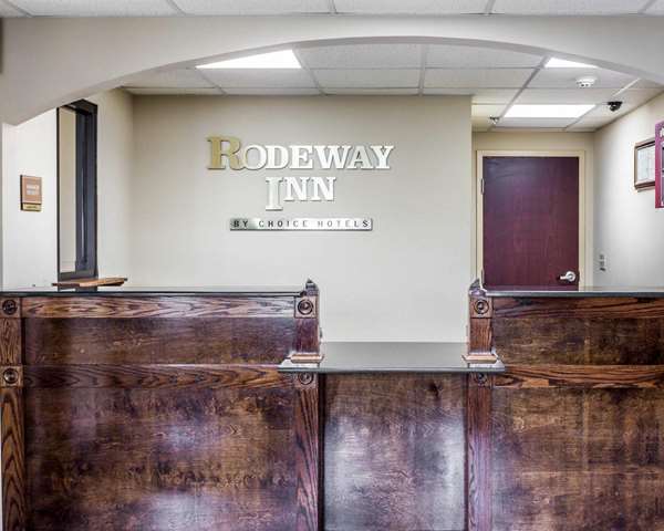  - Rodeway Inn Forest Park