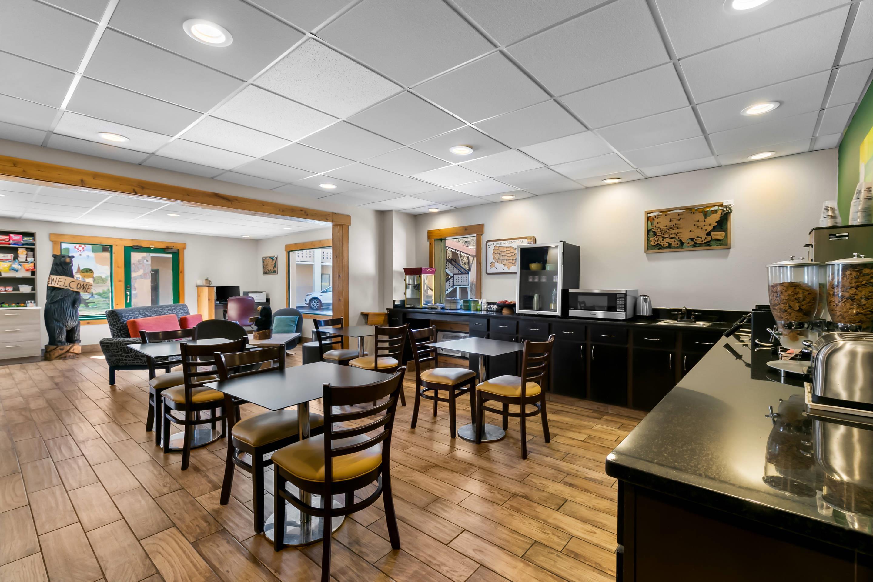 Breakfast area