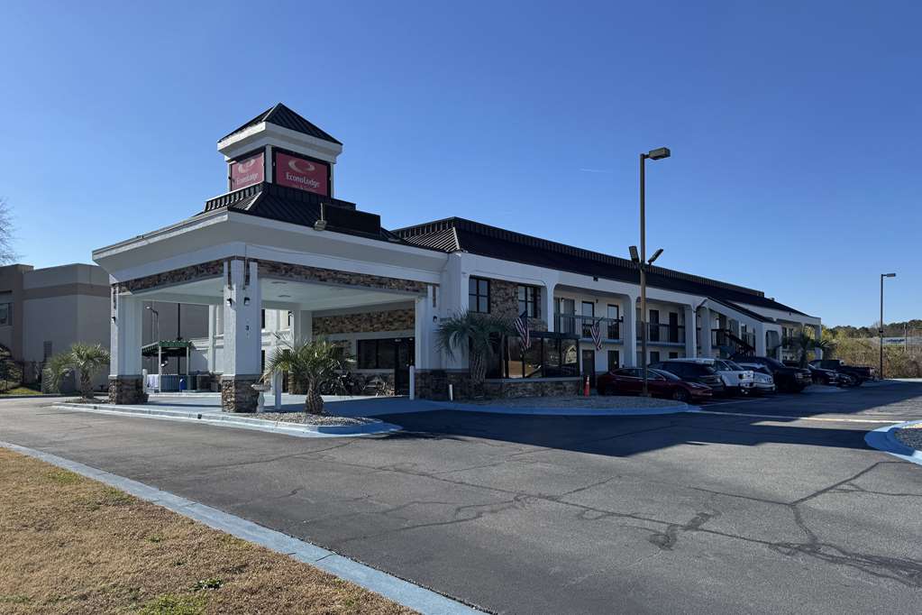 Econo Lodge Inn & Suites Macon