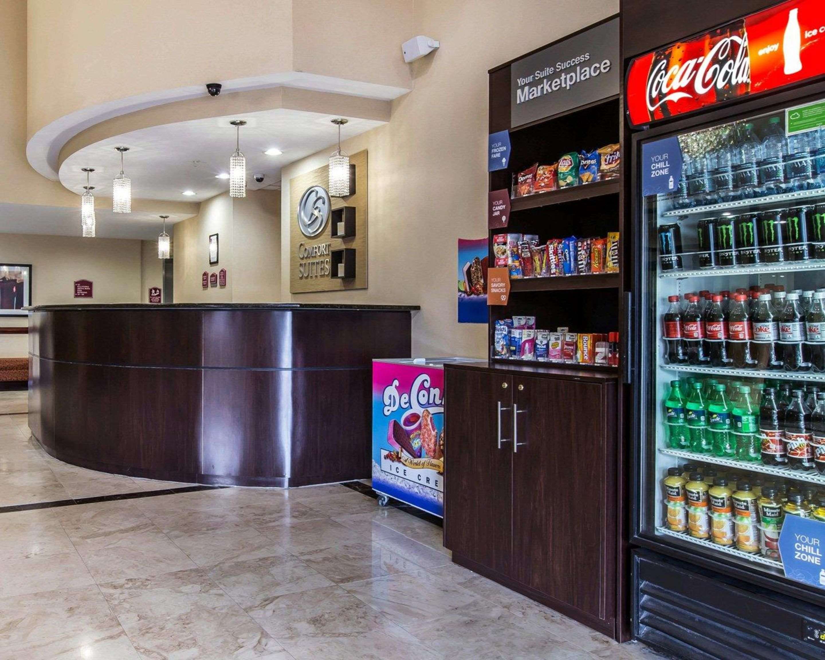 Lobby with marketplace | Comfort Suites Waycross