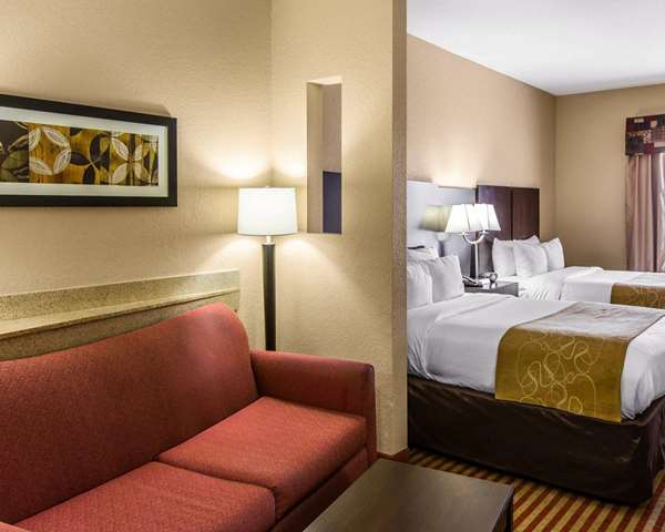 - Comfort Suites Waycross