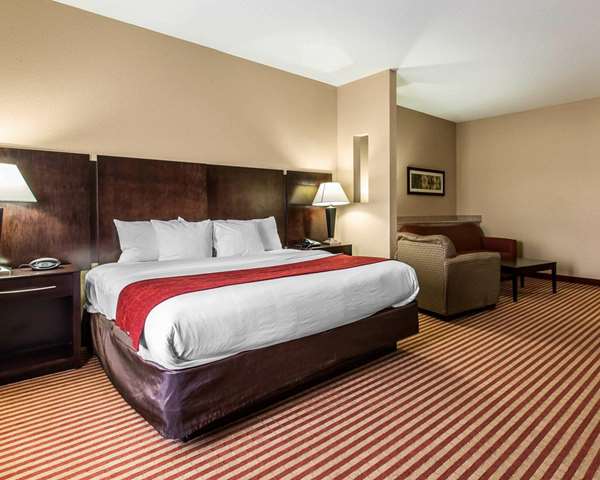  - Comfort Suites Waycross