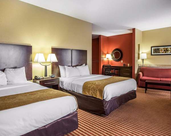  - Comfort Suites Waycross