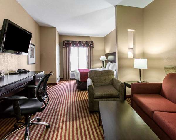  - Comfort Suites Waycross
