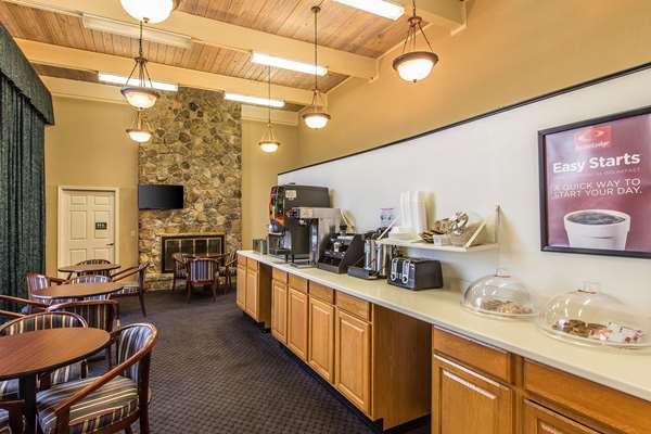 Amenities - Econo Lodge Thomasville