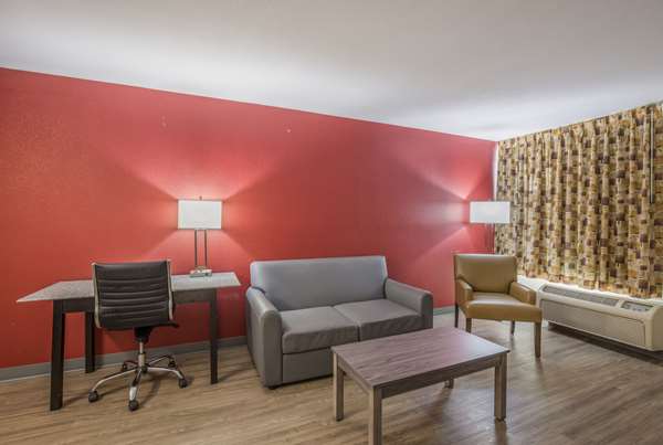 Suite - Econo Lodge Thomasville