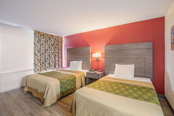 Suite - Econo Lodge Thomasville