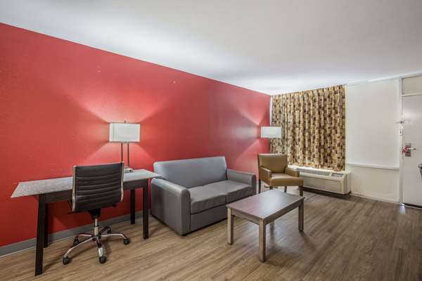 Suite - Econo Lodge Thomasville