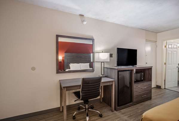  - Econo Lodge Thomasville