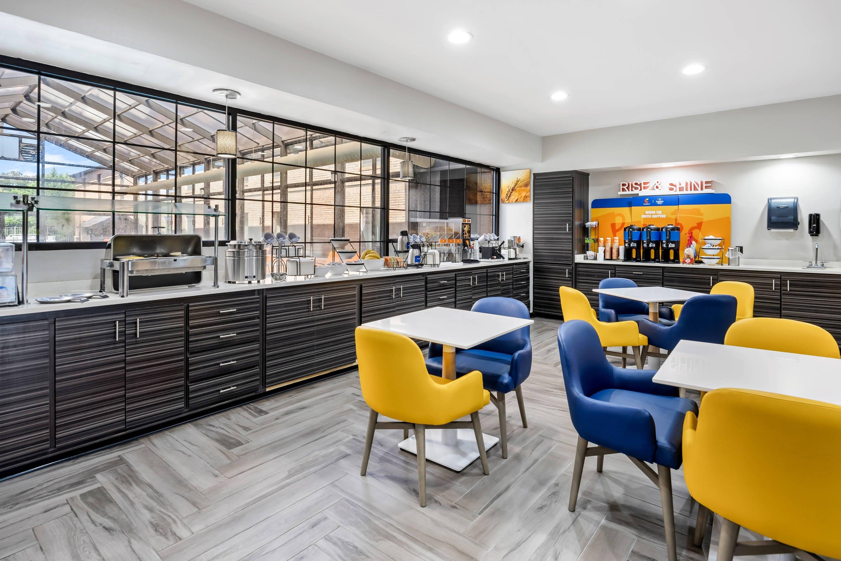 Breakfast area