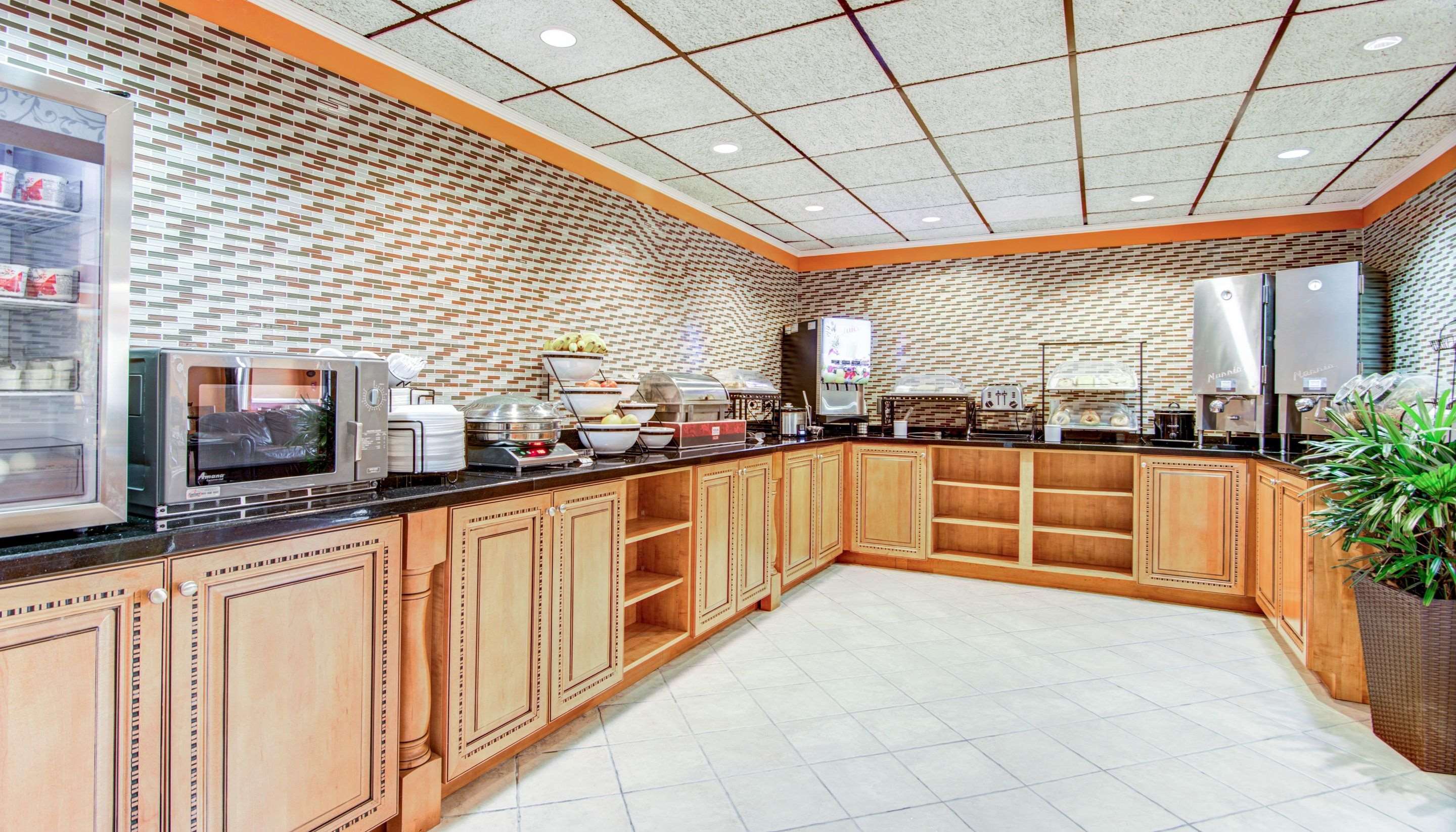 Breakfast counter