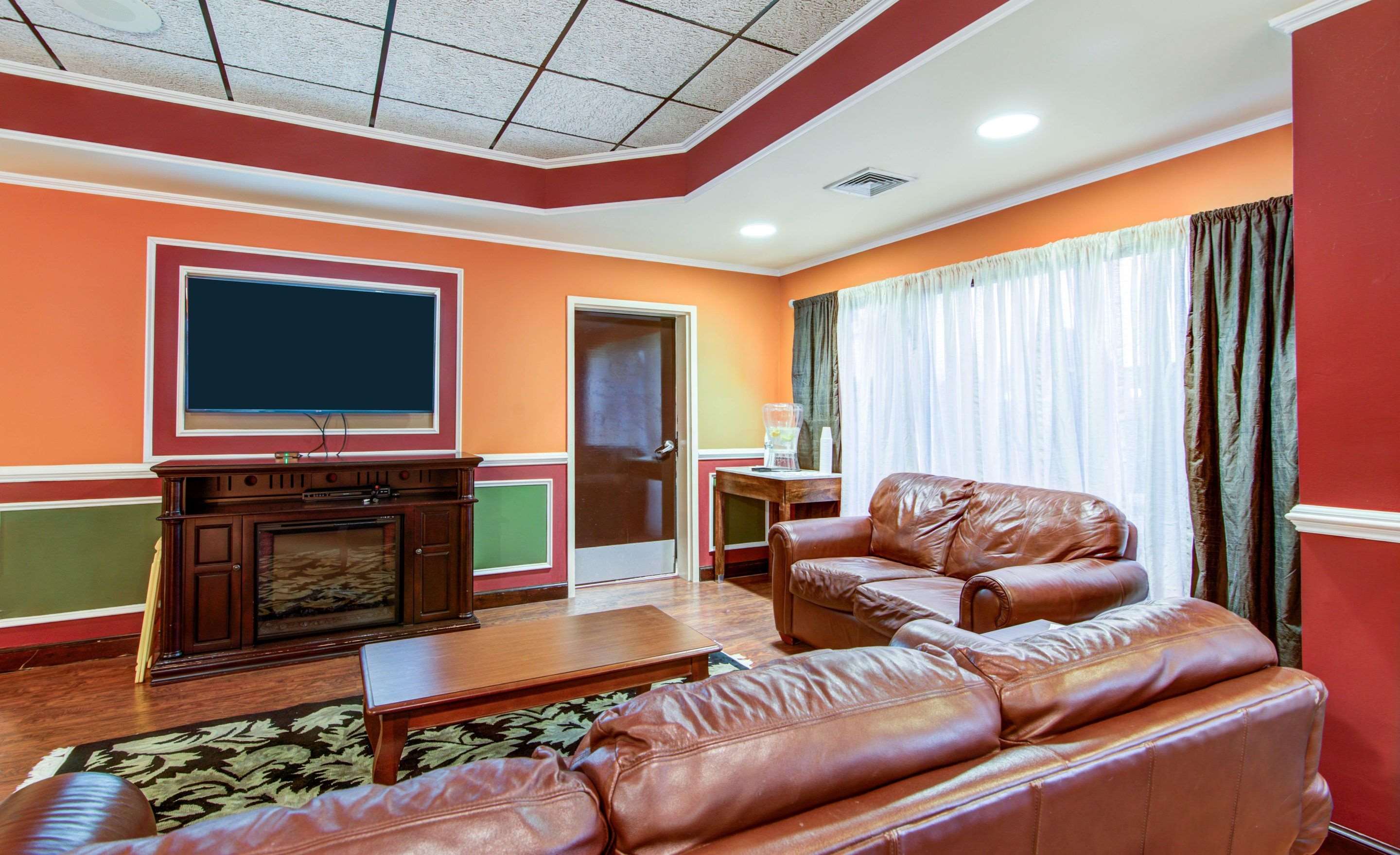 Lobby with sitting area