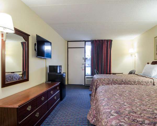  - Rodeway Inn Norcross - I-85, Exit 99