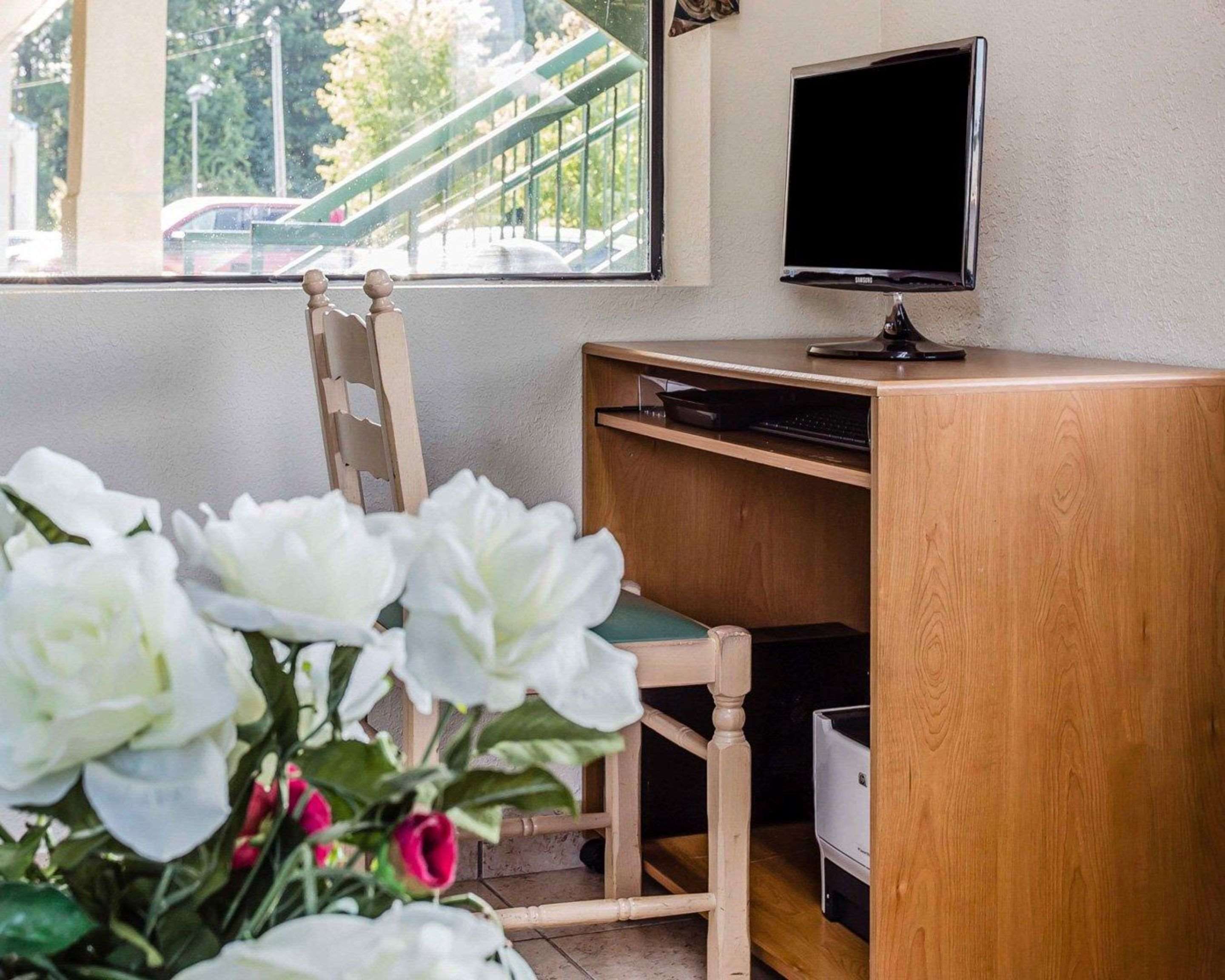 Business center with high-speed Internet access