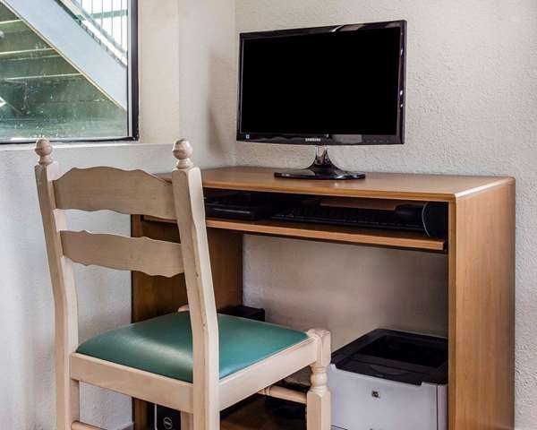 Conference Area - Quality Inn & Suites Stockbridge - I-675, Exit 1