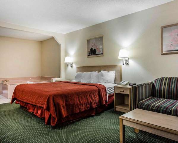  - Quality Inn & Suites Stockbridge - I-675, Exit 1