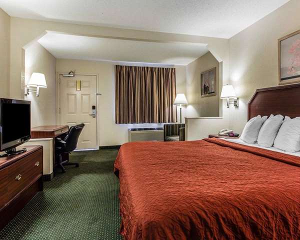  - Quality Inn & Suites Stockbridge - I-675, Exit 1