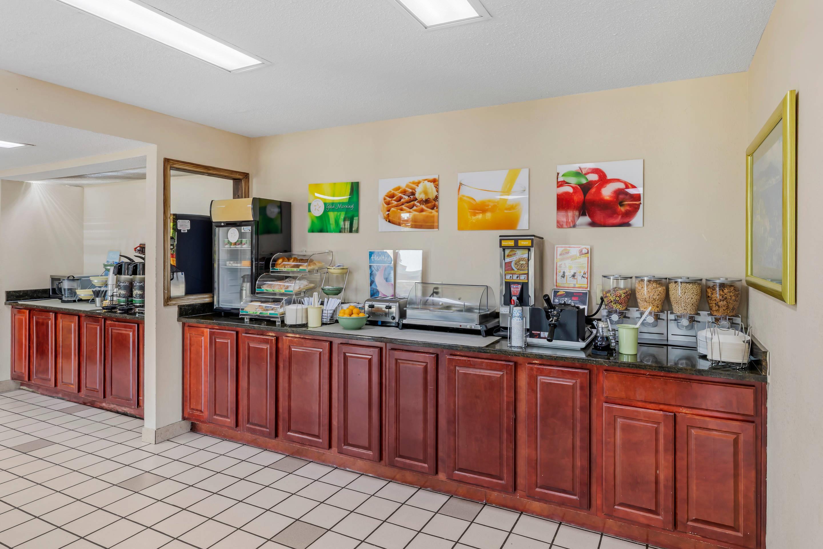 Breakfast area