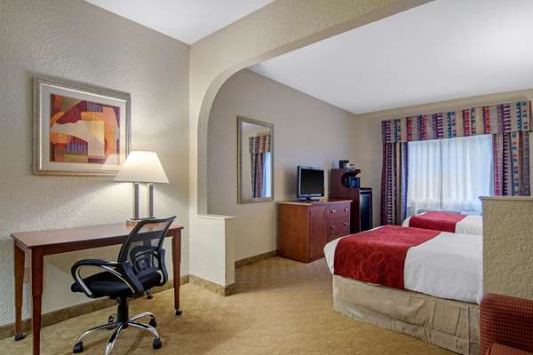 - Clarion Suites Gwinnett Place Duluth - I-85, Exit 104