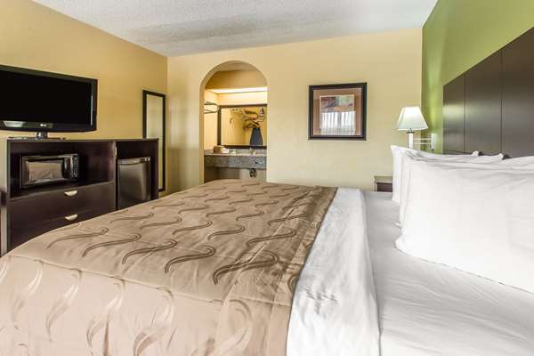  - Quality Inn Adairsville - I-75, Exit 306