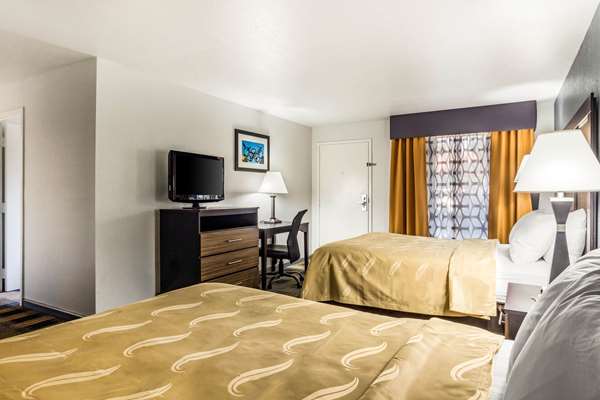 Suite - Quality Inn Douglasville - I-20, Exit 37
