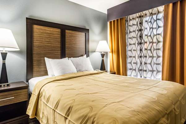 Suite - Quality Inn Douglasville - I-20, Exit 37