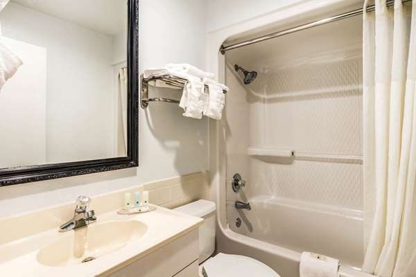  - Quality Inn Douglasville - I-20, Exit 37