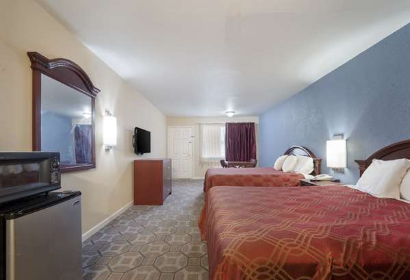  - Econo Lodge Thomaston