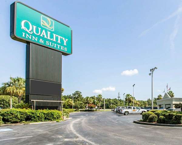 Exterior view - Quality Inn & Suites Waycross
