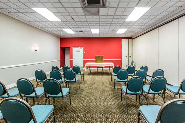 Conference Area - Quality Inn Midtown Savannah