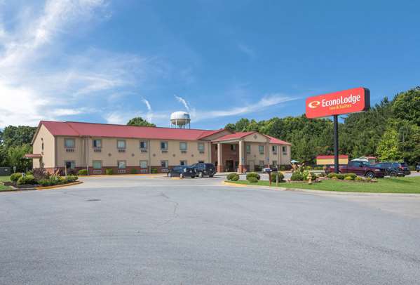 Exterior view - Econo Lodge Inn & Suites Rockmart
