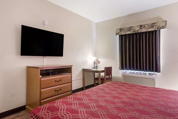  - Econo Lodge Inn & Suites Rockmart