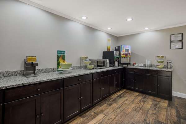 Amenities - Quality Inn Moultrie
