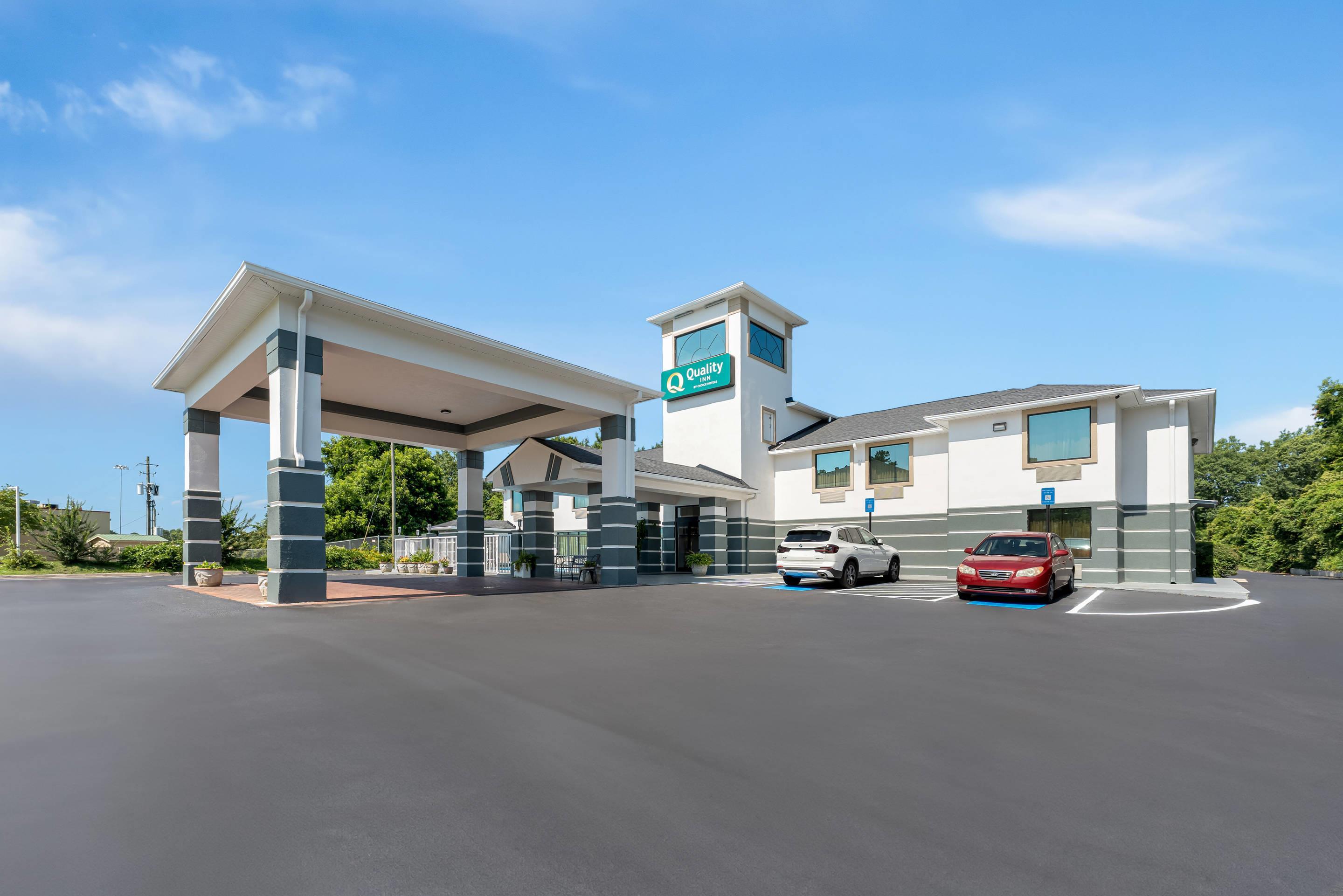 Hotel exterior | Quality Inn