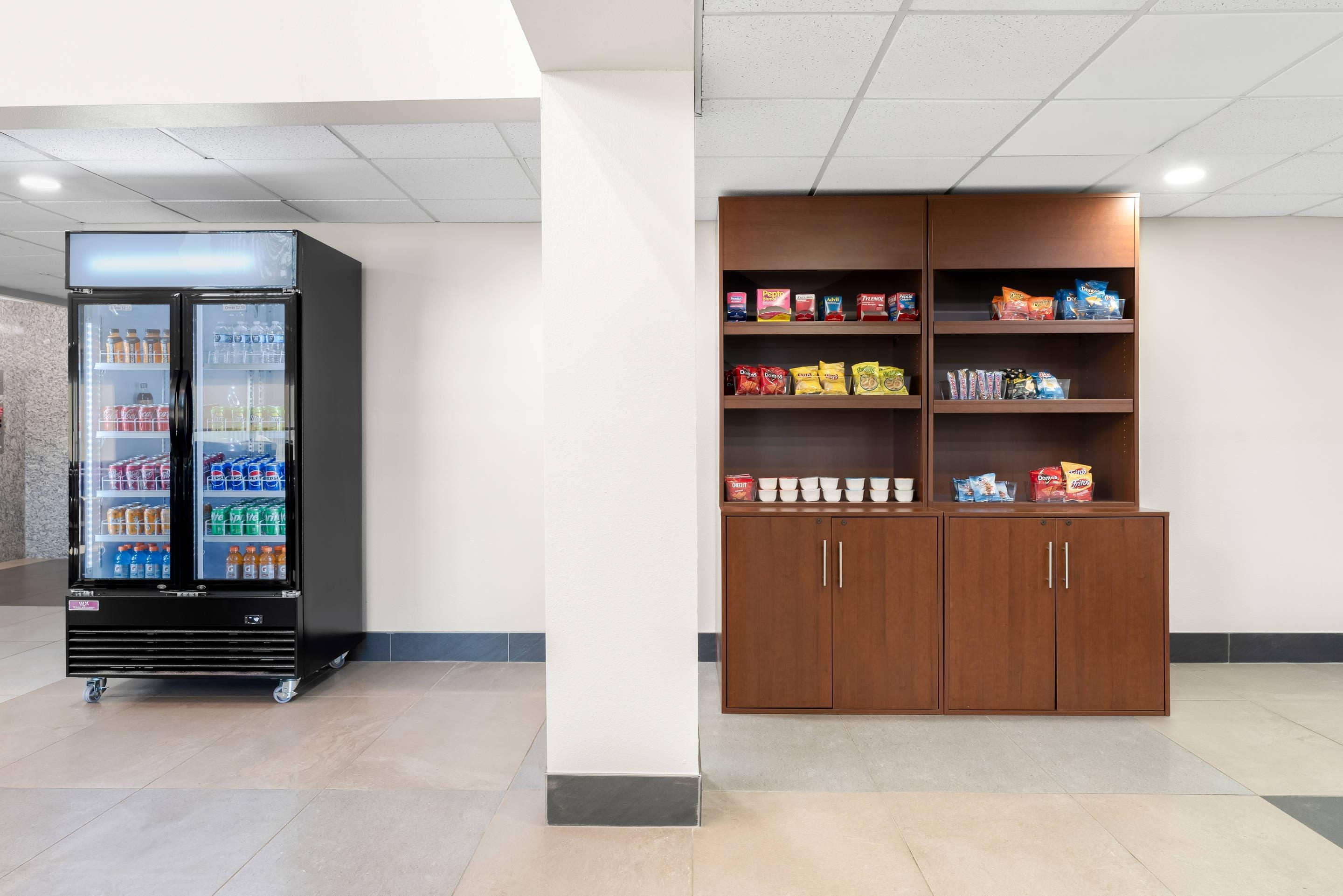 Hotel vending area | Quality Inn