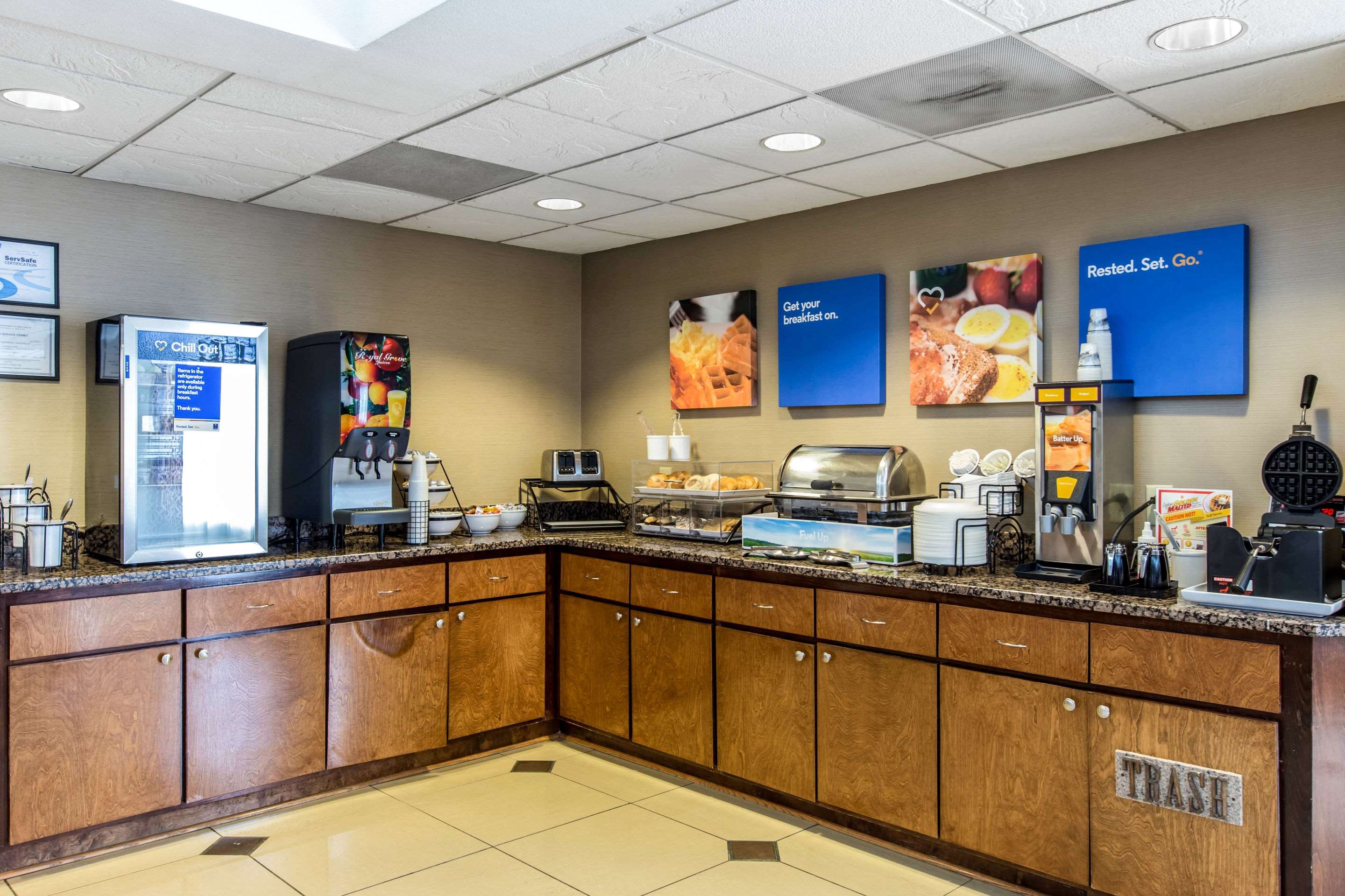 Breakfast area