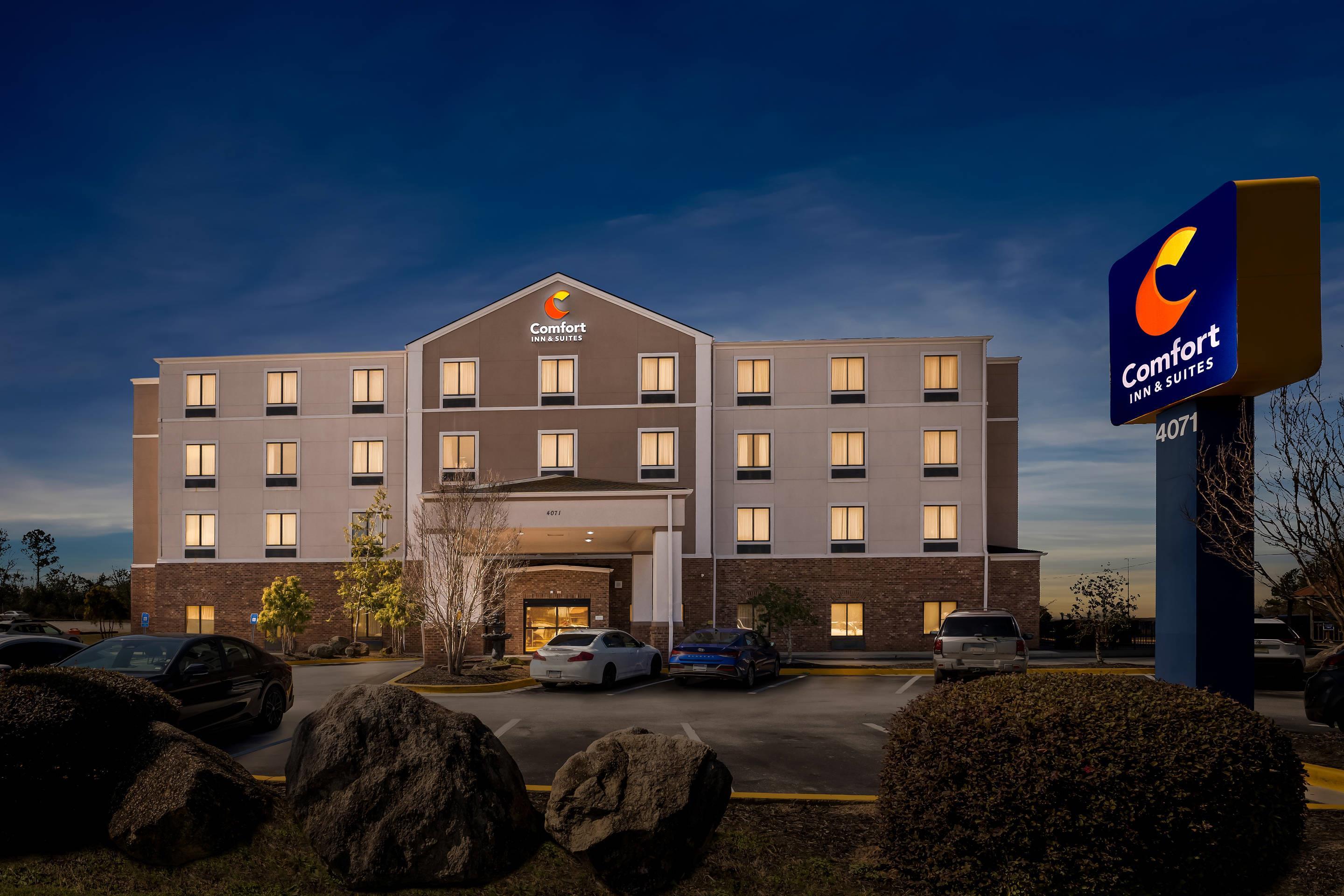 Twilight | Comfort Inn & Suites Augusta West Near Fort Eisenhower
