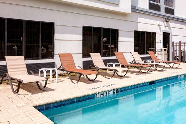 Pool - Comfort Inn & Suites Airport Savannah - I-95, Exit 104