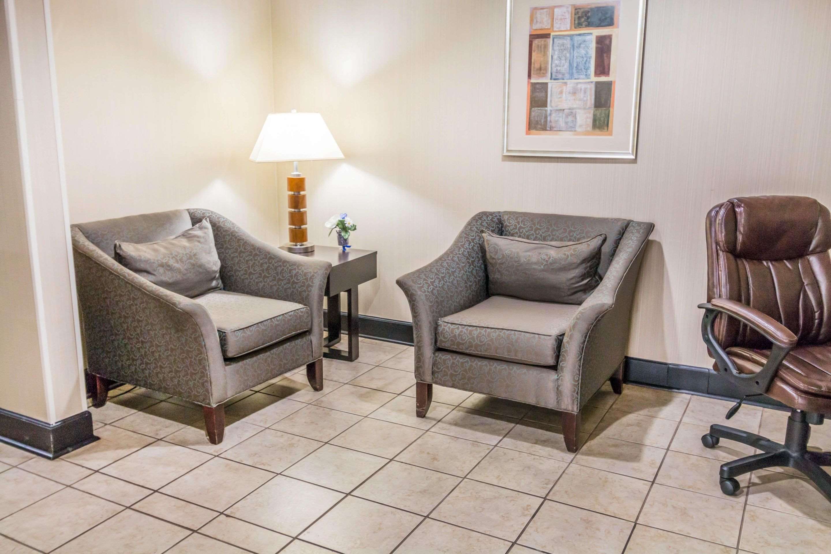 Lobby with sitting area