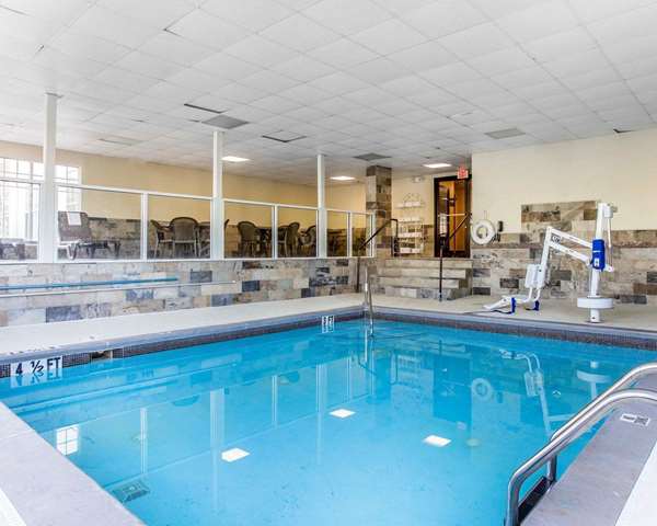 Pool - Comfort Inn & Suites Dobbins Air Reserve Base Smyrna - I-75, Exit 260