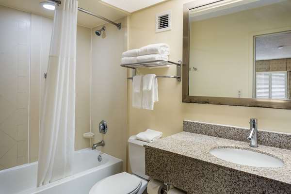  - Quality Inn Albany