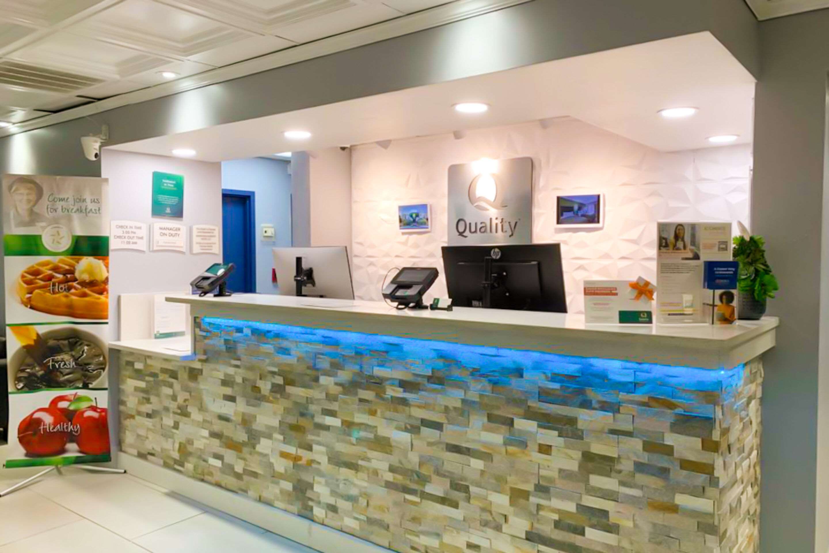 Hotel lobby | Quality Inn at Albany Mall