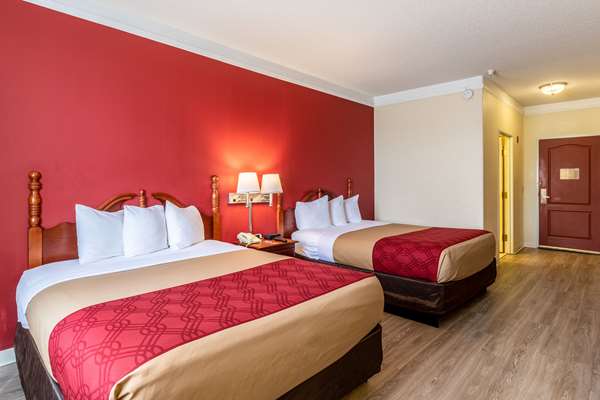  - Econo Lodge Inn & Suites Douglasville - I-20, Exit 37