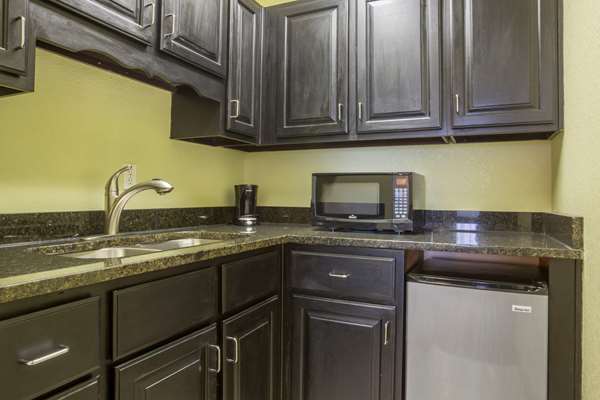  - Quality Inn Cedartown