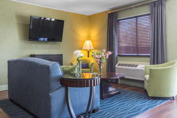  - Quality Inn Cedartown